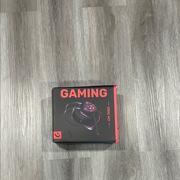 Red and Black Gaming Headset CW7000 - Picture 1 of 1